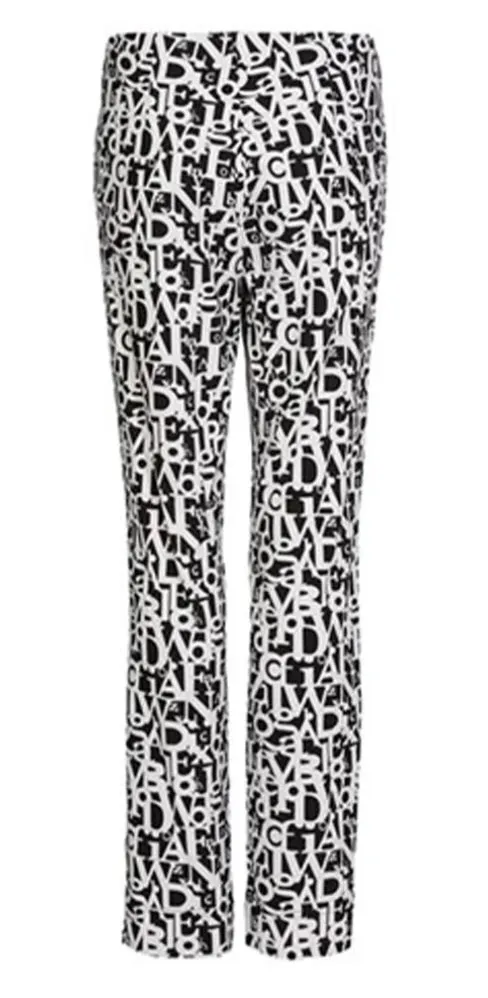 Black & White Trousers That’s Me