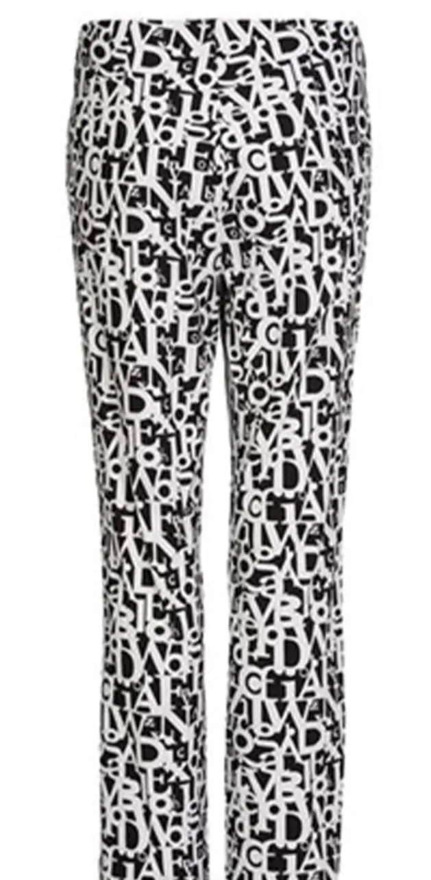 Black & White Trousers That’s Me