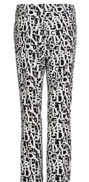 Black & White Trousers That’s Me