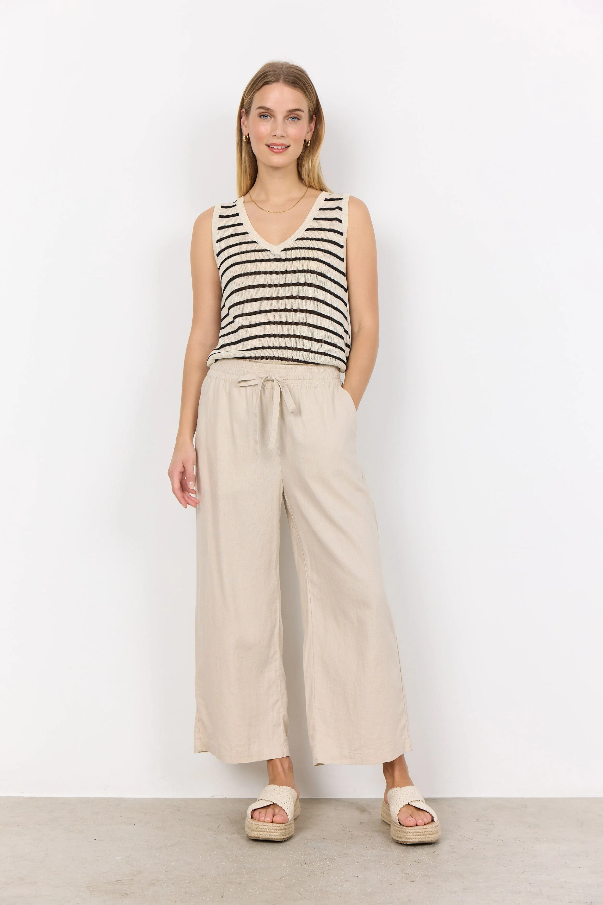 Ina Linen Blend Trousers - Sand